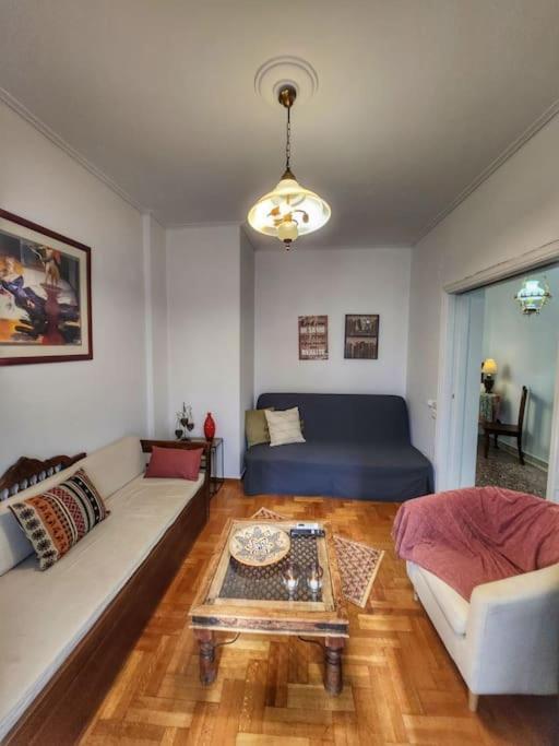Ilyssos - Boho Stylish Apt- Hilton Area Athén Kültér fotó