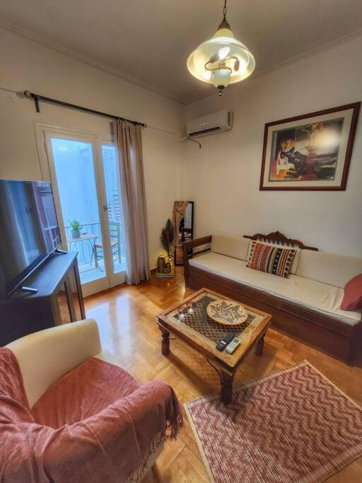 Ilyssos - Boho Stylish Apt- Hilton Area Athén Kültér fotó