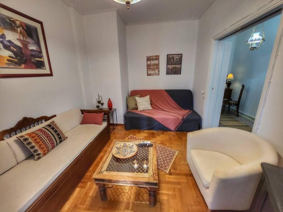 Ilyssos - Boho Stylish Apt- Hilton Area Athén Kültér fotó